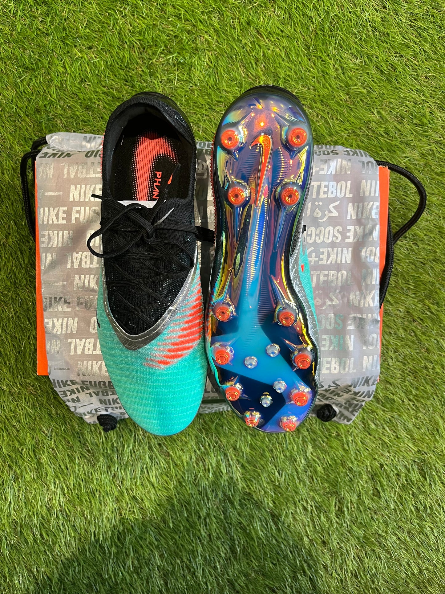 Nike phantom elite AG